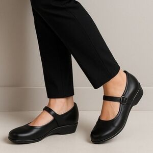 SAS Maria-Mary Jane Shoes Size 9.5